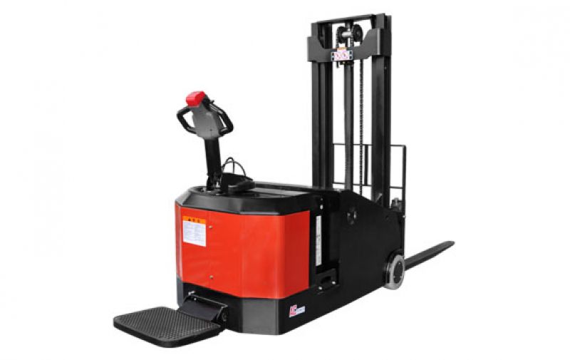 Самоходный штабелер с электроподъёмом EP ES15-CS