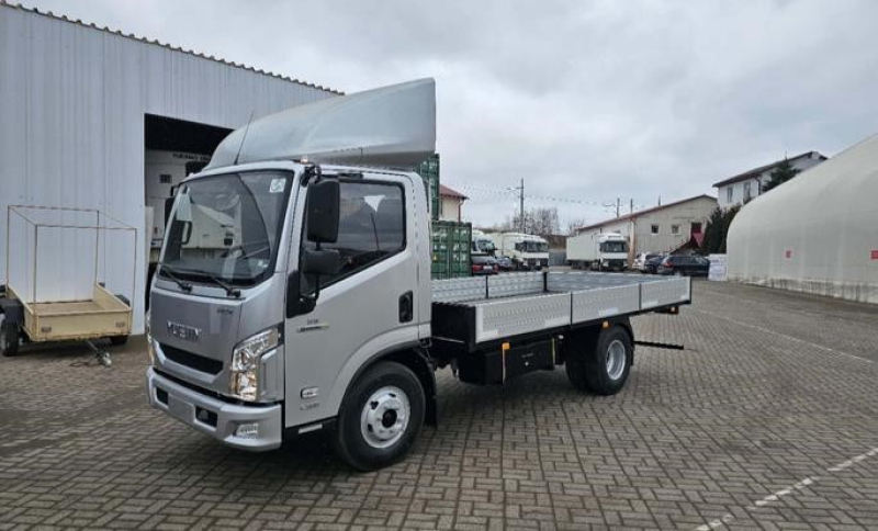 Yuejin С300-33D4